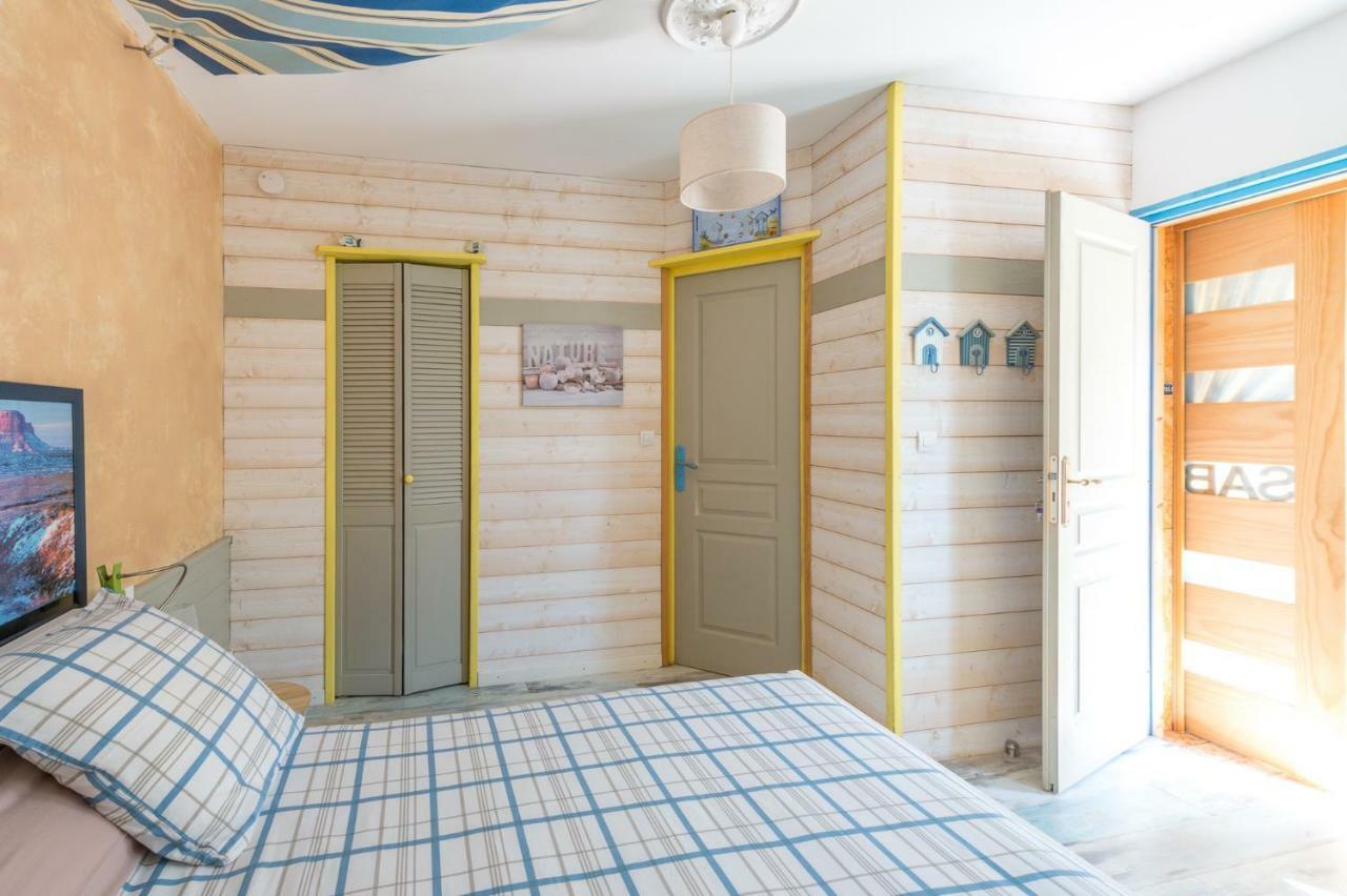 L'Escale Marine - Couette Et Cafe Bed and Breakfast Λα Ροσέλ Εξωτερικό φωτογραφία